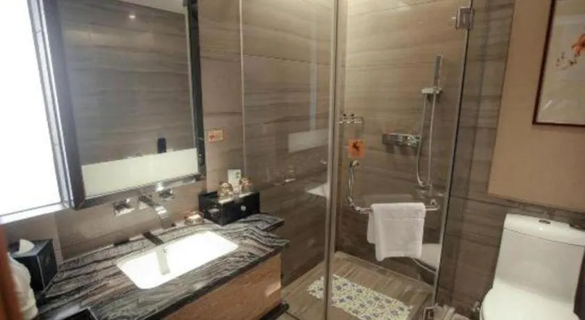 Zhangjiagang Zhonglian GDH International Hotel