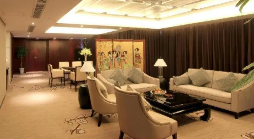 Zhangjiagang Zhonglian GDH International Hotel