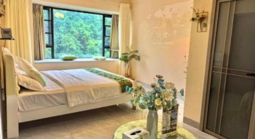 Bed in Parkside Hostel