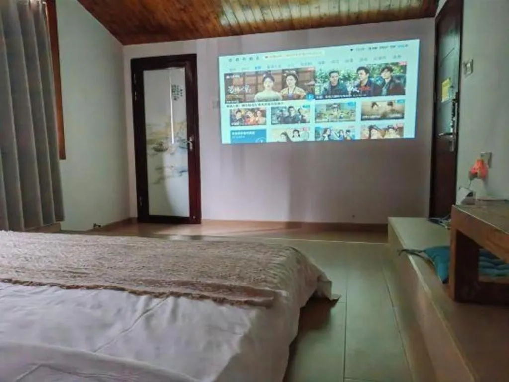 Bed in Parkside Hostel