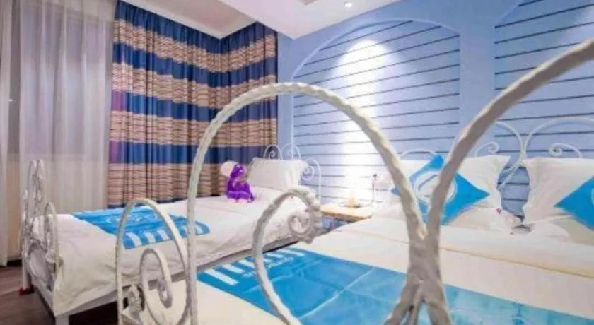 Bed in Parkside Hostel