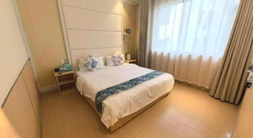 Bed in Parkside Hostel