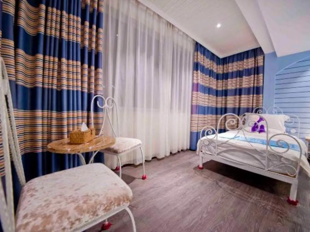 Bed in Parkside Hostel