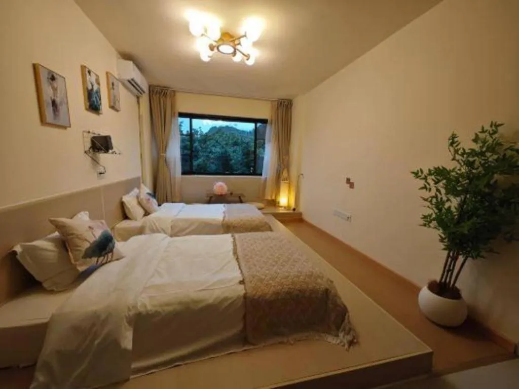 Bed in Parkside Hostel