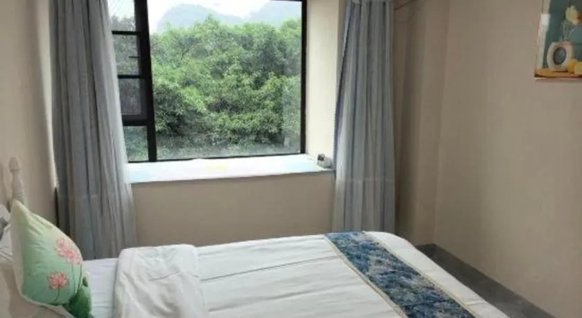 Bed in Parkside Hostel