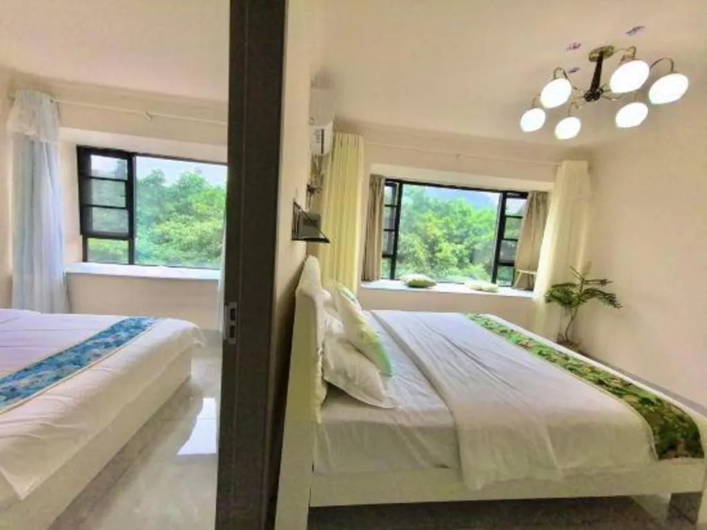 Bed in Parkside Hostel