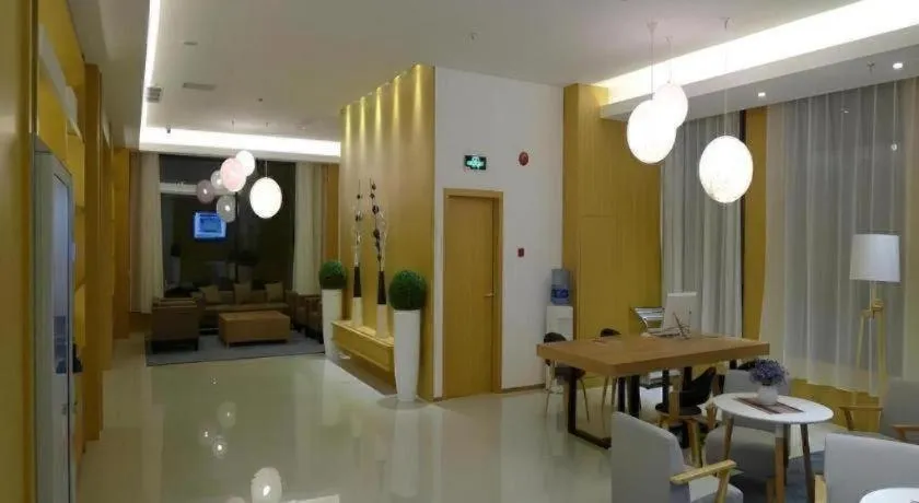 GreenTree Inn Shanghai Caohejing Development Zone Songjiang Park Jiuxin Road Business Hotel