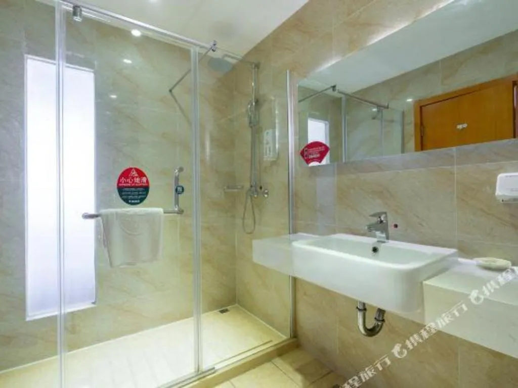 GreenTree Inn Shanghai Caohejing Development Zone Songjiang Park Jiuxin Road Business Hotel