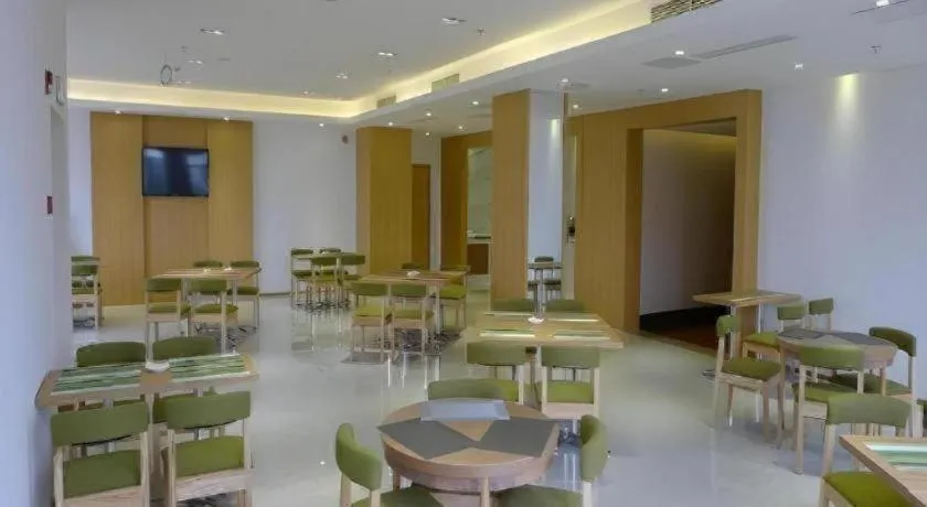 GreenTree Inn Shanghai Caohejing Development Zone Songjiang Park Jiuxin Road Business Hotel