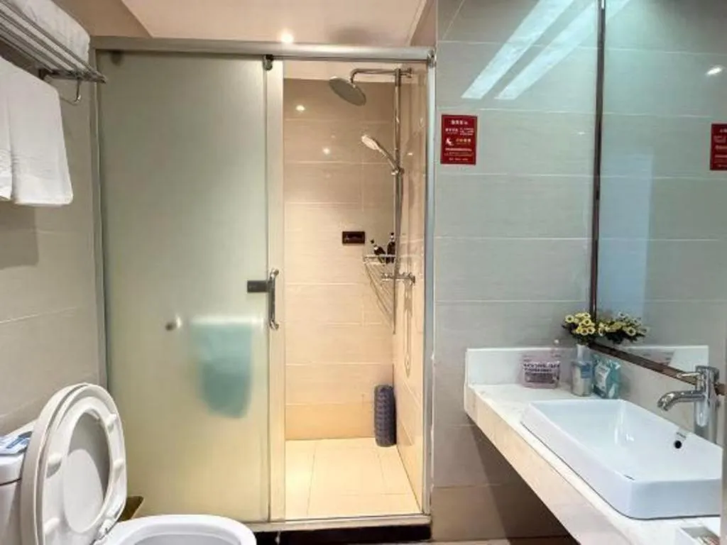 Xinxiang Zhongzhou Yihe Hotel