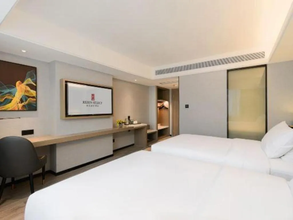 Bed in Nanning Prince Hotel