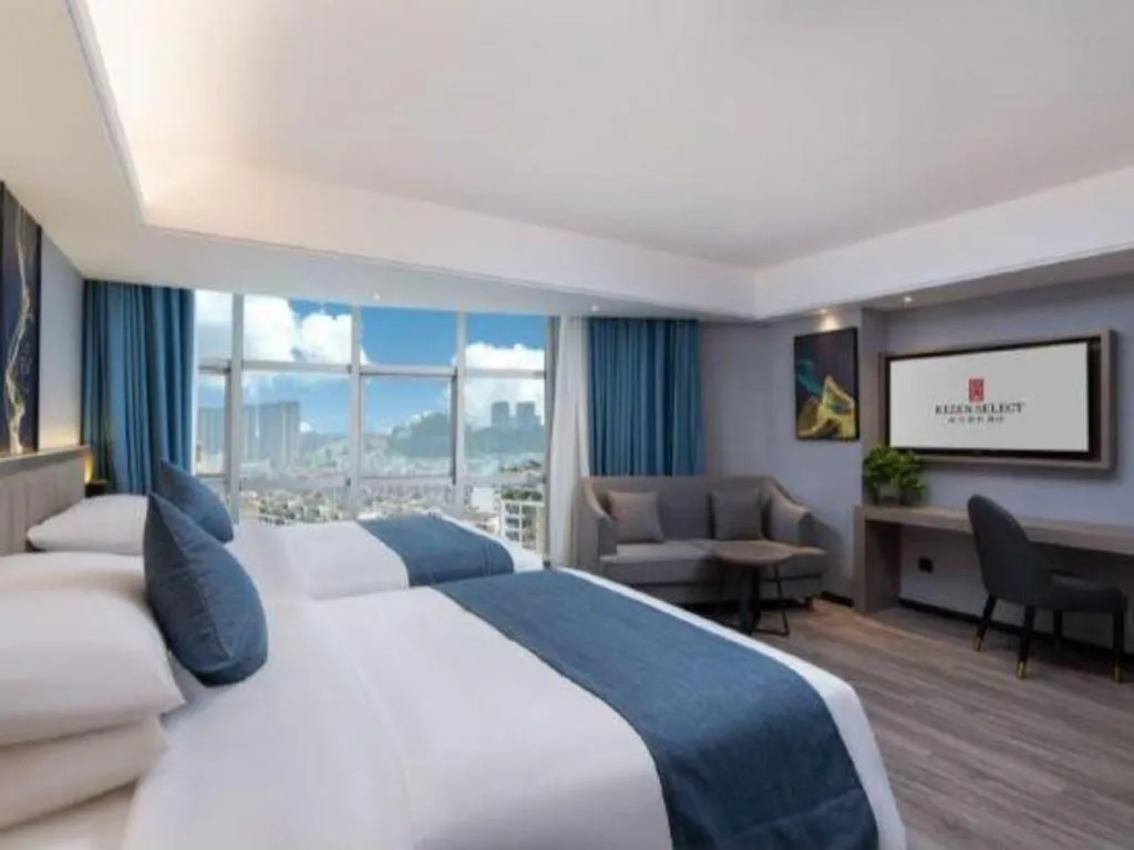 Bed in Nanning Prince Hotel