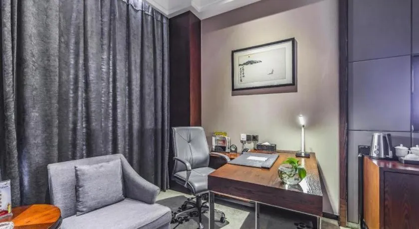 Jiyuan Oriental Jianguo Hotel