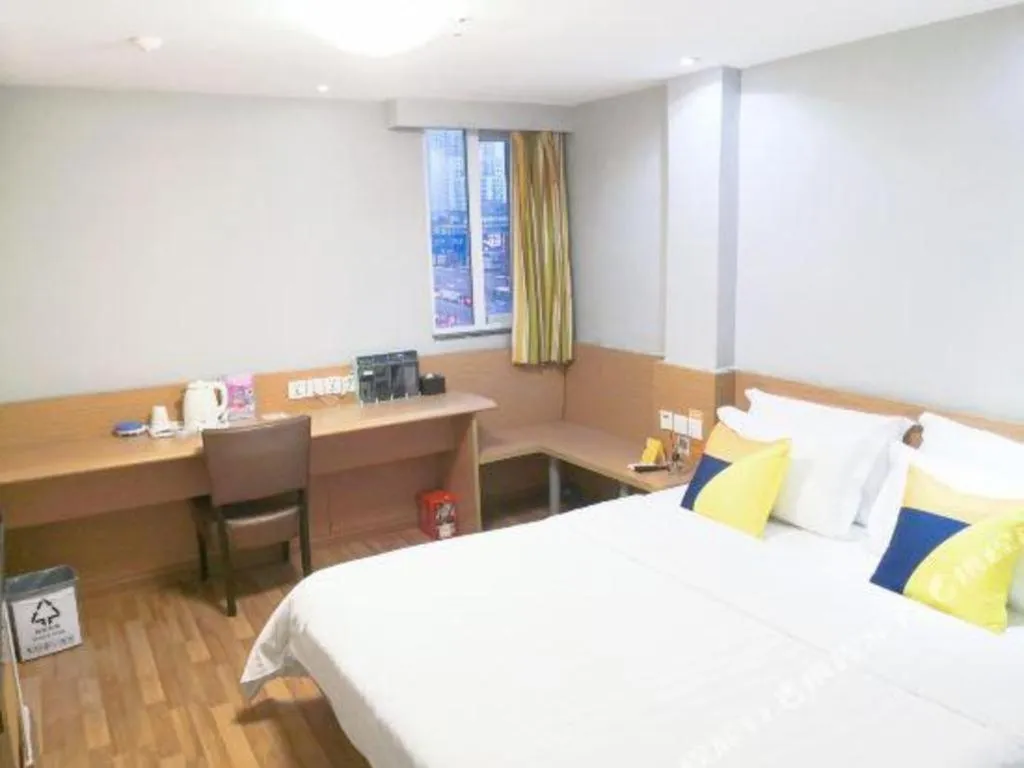 Bed in 7 Days Inn Guangzhou Dongfeng East Road Yangji Metro Station