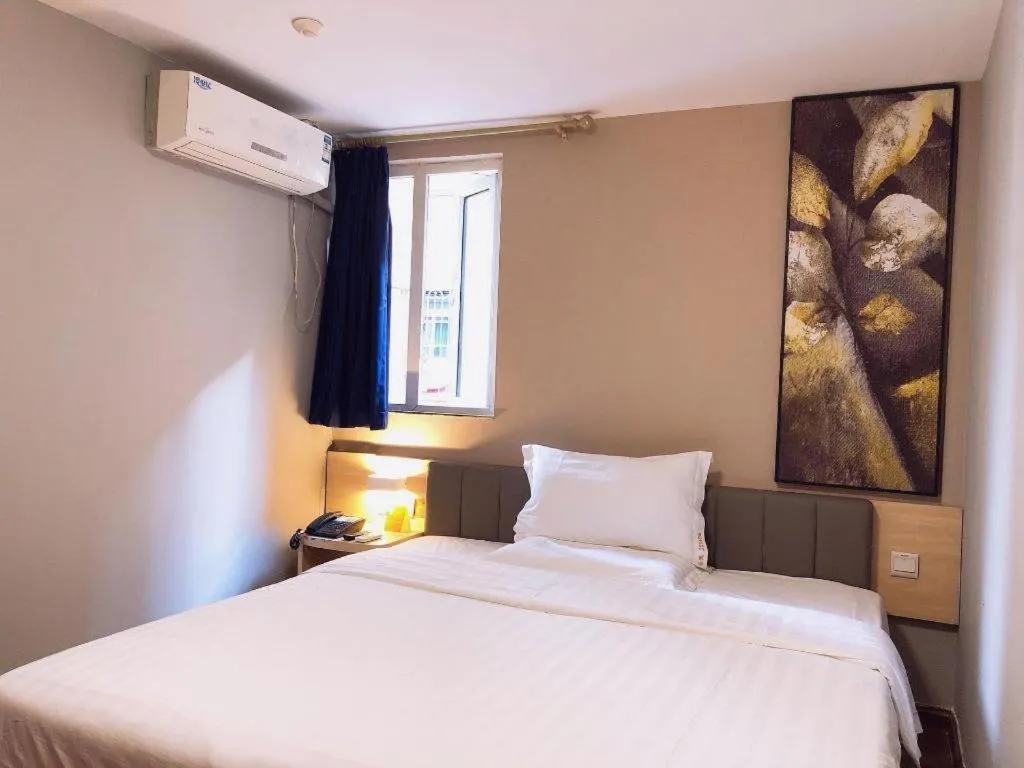 Bed in 7 Days Inn Guangzhou Dongfeng East Road Yangji Metro Station