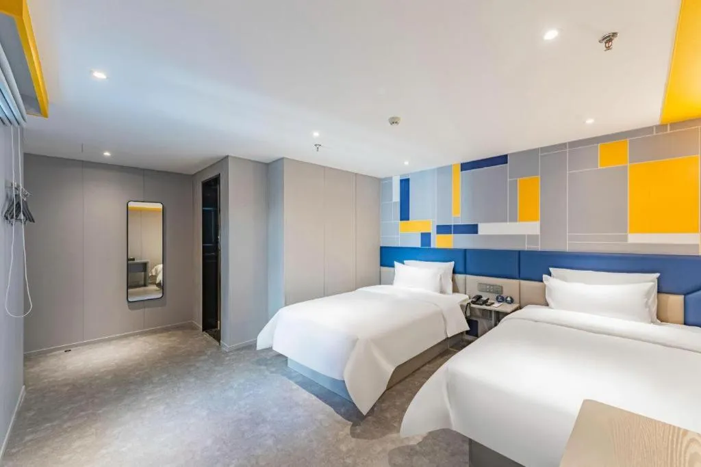 Bed in 7 Days Inn Guangzhou Dongfeng East Road Yangji Metro Station