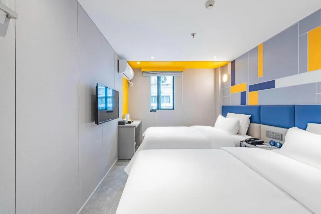 Bed in 7 Days Inn Guangzhou Dongfeng East Road Yangji Metro Station