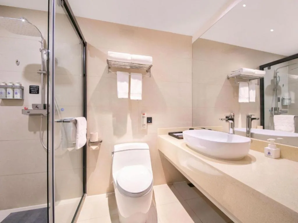 Lavande Hotel Wuhan Huanghelou Branch