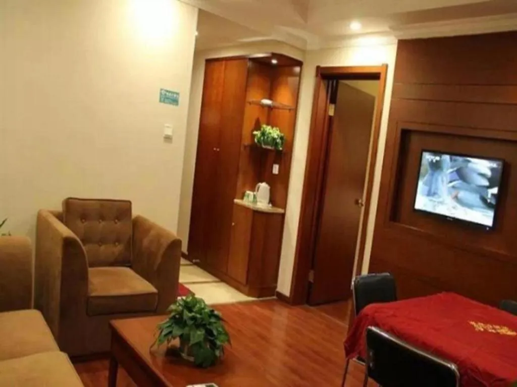 GreenTree Inn Jiangxi Nanchang XianGYAng Road Lianxi Road Business Hotel