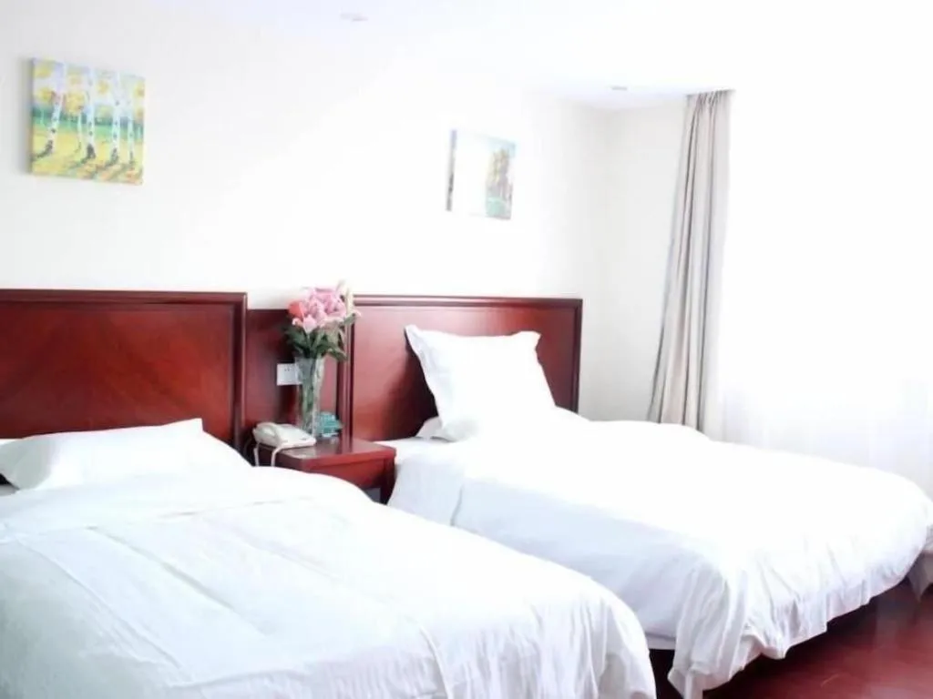 Bed in GreenTree Inn Jiangxi Nanchang XianGYAng Road Lianxi Road Business Hotel