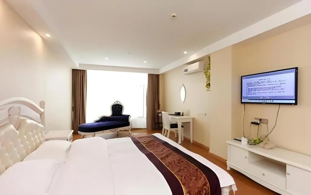 Bed in GreenTree Inn Jiangsu Wuxi Huishan High-Speed Rail Qianzhou Chongwen Road Business Hotel