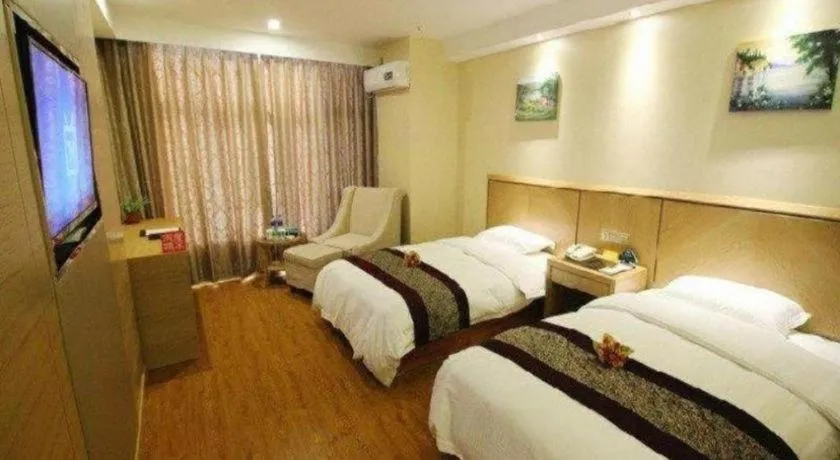Bed in GreenTree Inn Jiangsu Wuxi Huishan High-Speed Rail Qianzhou Chongwen Road Business Hotel
