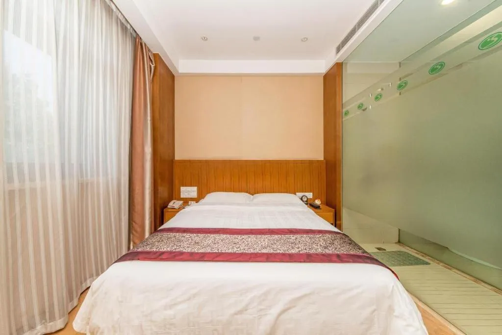 Bed in Sunparkview Hotel Shanghai