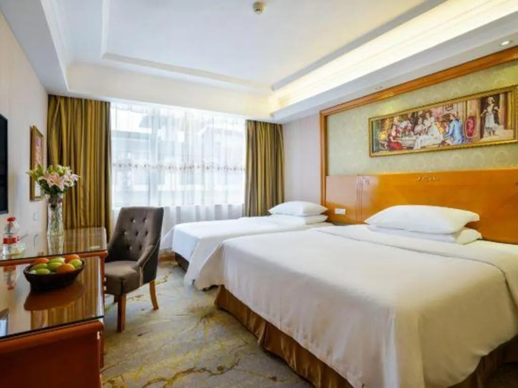 Bed in Vienna Hotel Guangxi Yangshuo Impression