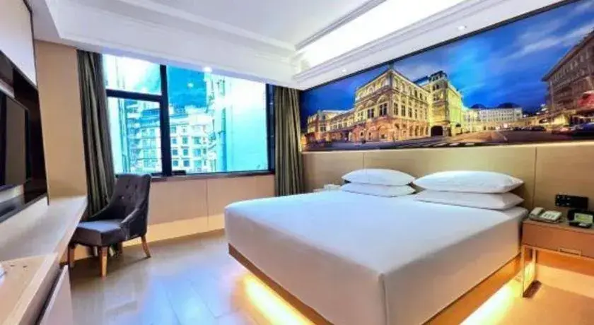 Bed in Vienna Hotel Guangxi Yangshuo Impression Bed in Vienna Hotel Guangxi Yangshuo Impression