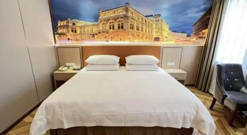 Bed in Vienna Hotel Guangxi Yangshuo Impression Bed in Vienna Hotel Guangxi Yangshuo Impression