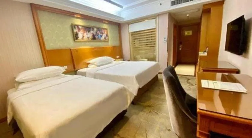 Bed in Vienna Hotel Guangxi Yangshuo Impression