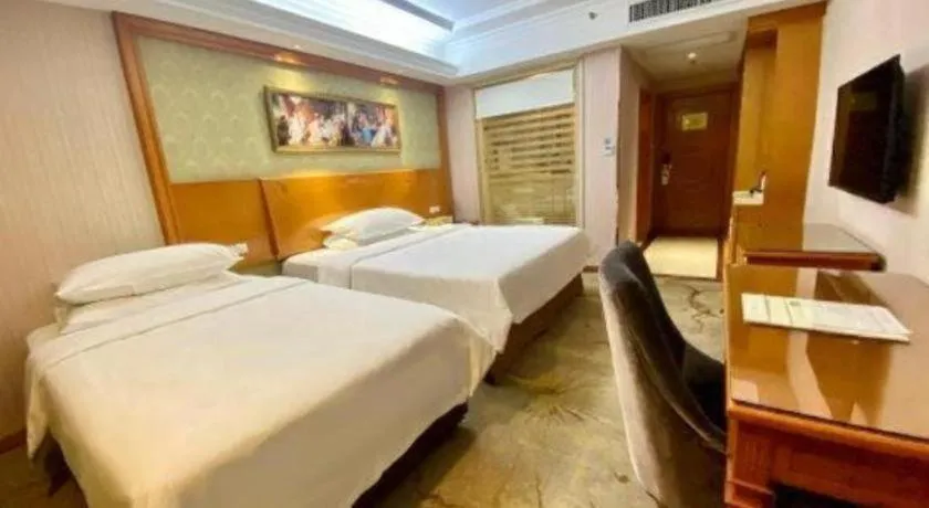 Bed in Vienna Hotel Guangxi Yangshuo Impression