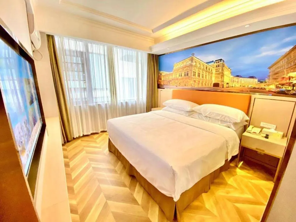 Bed in Vienna Hotel Guangxi Yangshuo Impression
