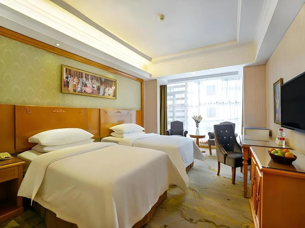 Bed in Vienna Hotel Guangxi Yangshuo Impression