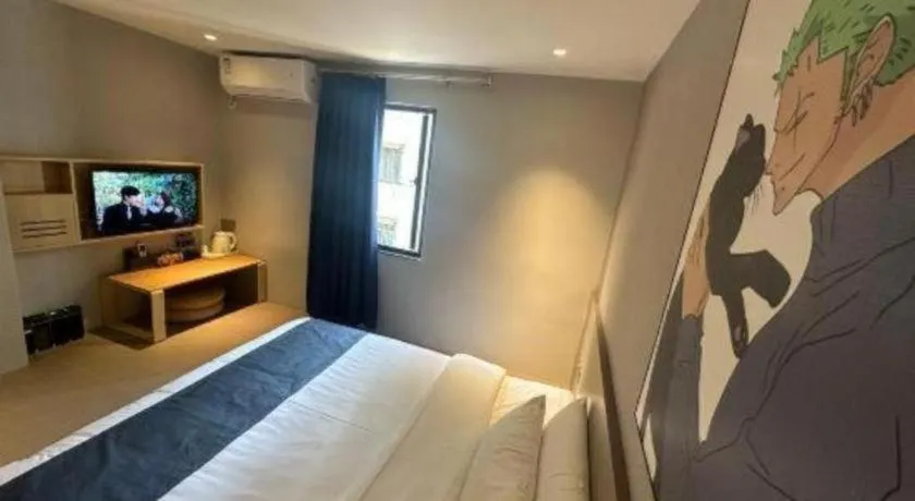 Bed in 7 Days Premium Jiangmen Wuyi Avenue Gangkou Road