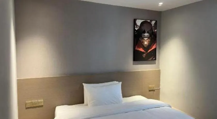 Bed in 7 Days Premium Jiangmen Wuyi Avenue Gangkou Road