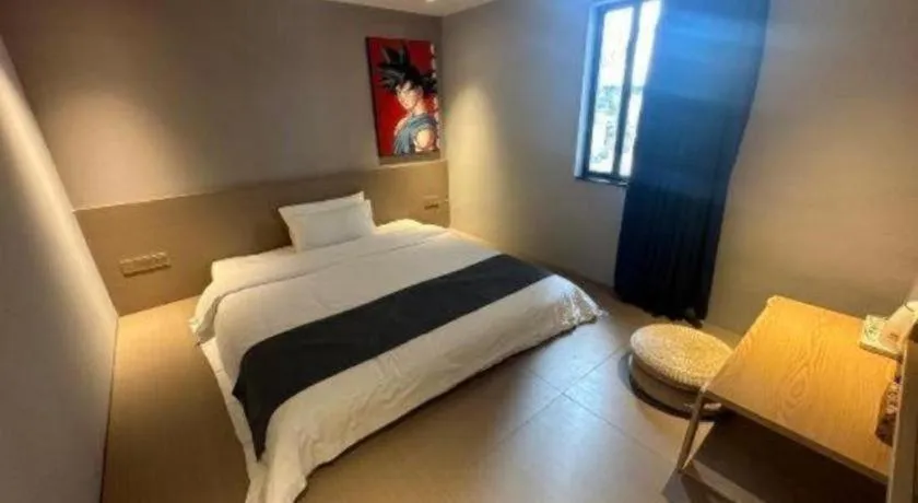 Bed in 7 Days Premium Jiangmen Wuyi Avenue Gangkou Road