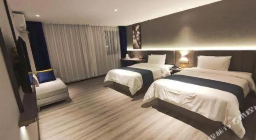 Bed in 7 Days Premium Jiangmen Wuyi Avenue Gangkou Road