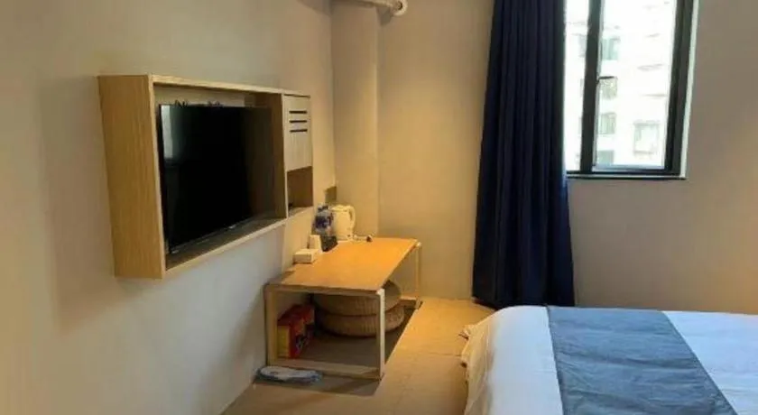 Bed in 7 Days Premium Jiangmen Wuyi Avenue Gangkou Road