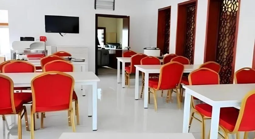 GreenTree Inn Qingdao Licang Shuyan Road Daweng Square Express Hotel