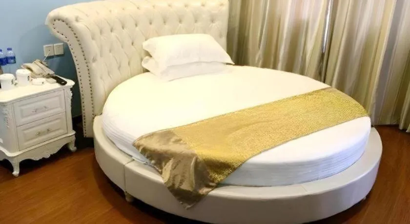 Bed in GreenTree Alliance Shanghai Railway Station QiuJiang Road Hotel