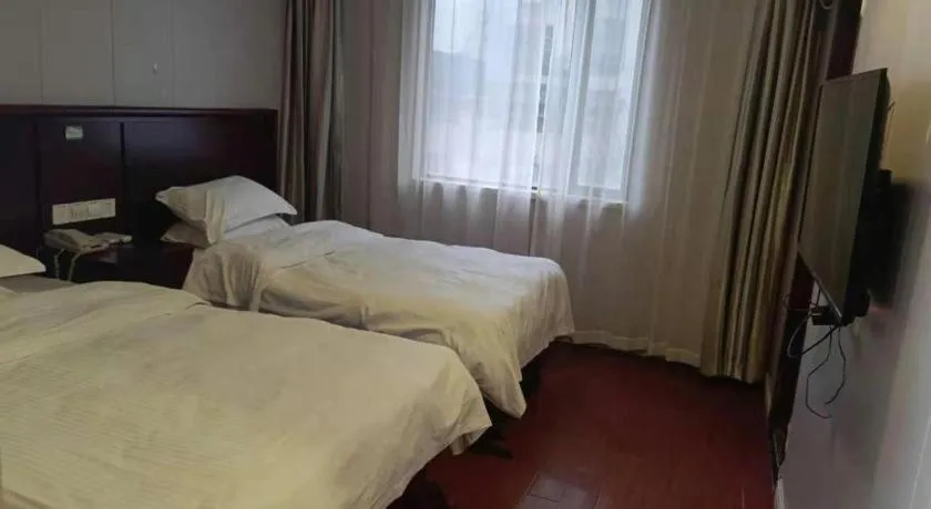 Bed in GreenTree Alliance Shanghai Railway Station QiuJiang Road Hotel