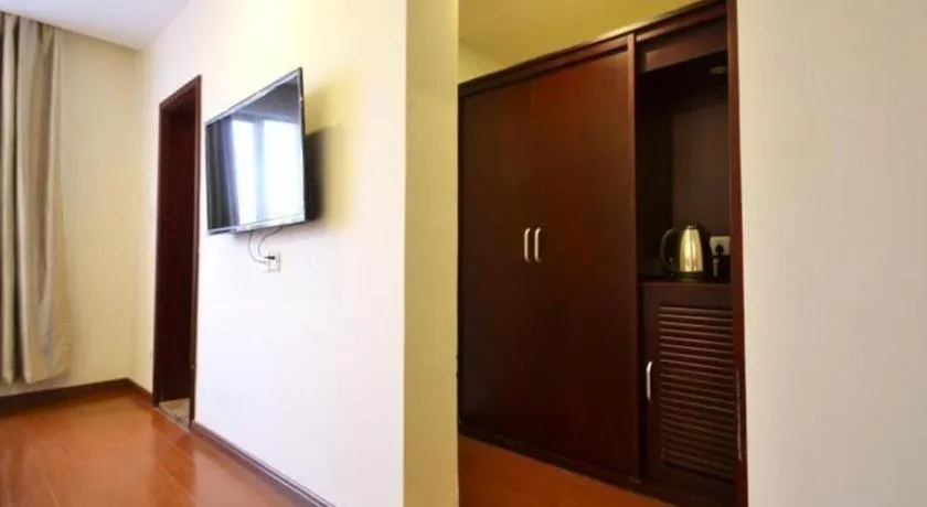 GreenTree Alliance Shanghai Railway Station QiuJiang Road Hotel