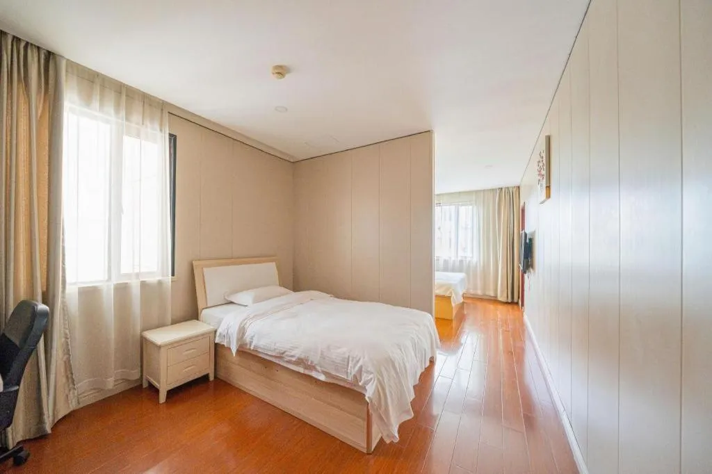 Bed in GreenTree Alliance Shanghai Railway Station QiuJiang Road Hotel