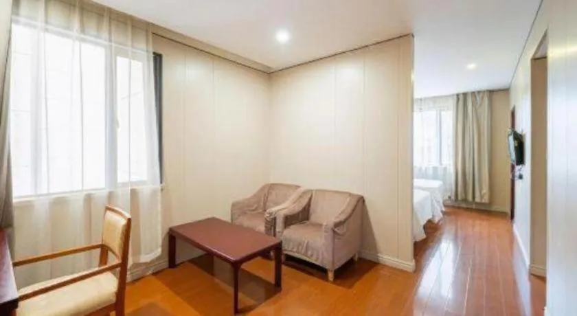 GreenTree Alliance Shanghai Railway Station QiuJiang Road Hotel