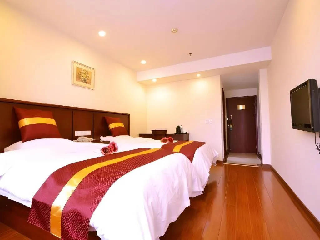 Bed in GreenTree Alliance Shanghai Railway Station QiuJiang Road Hotel