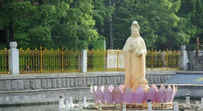 7 Days Inn Qingdao Liaoyang West Road Xinye Plaza Metro Station 7 Days Inn Qingdao Liaoyang West Road Xinye Plaza Metro Station