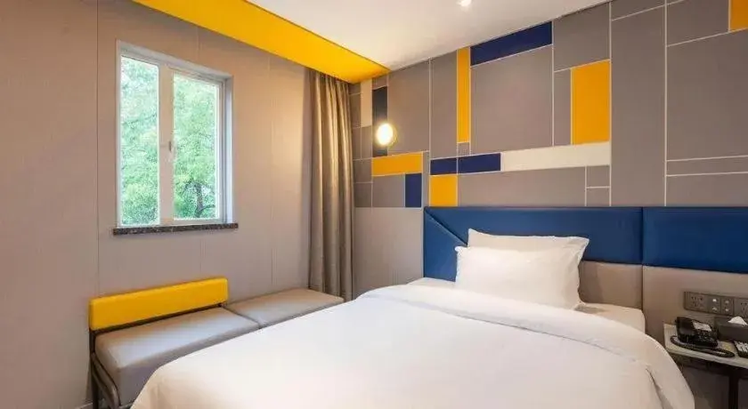 Bed in 7 Days Inn Wuhan Dingziqiao Zhongnan Road Metro Station Bed in 7 Days Inn Wuhan Dingziqiao Zhongnan Road Metro Station