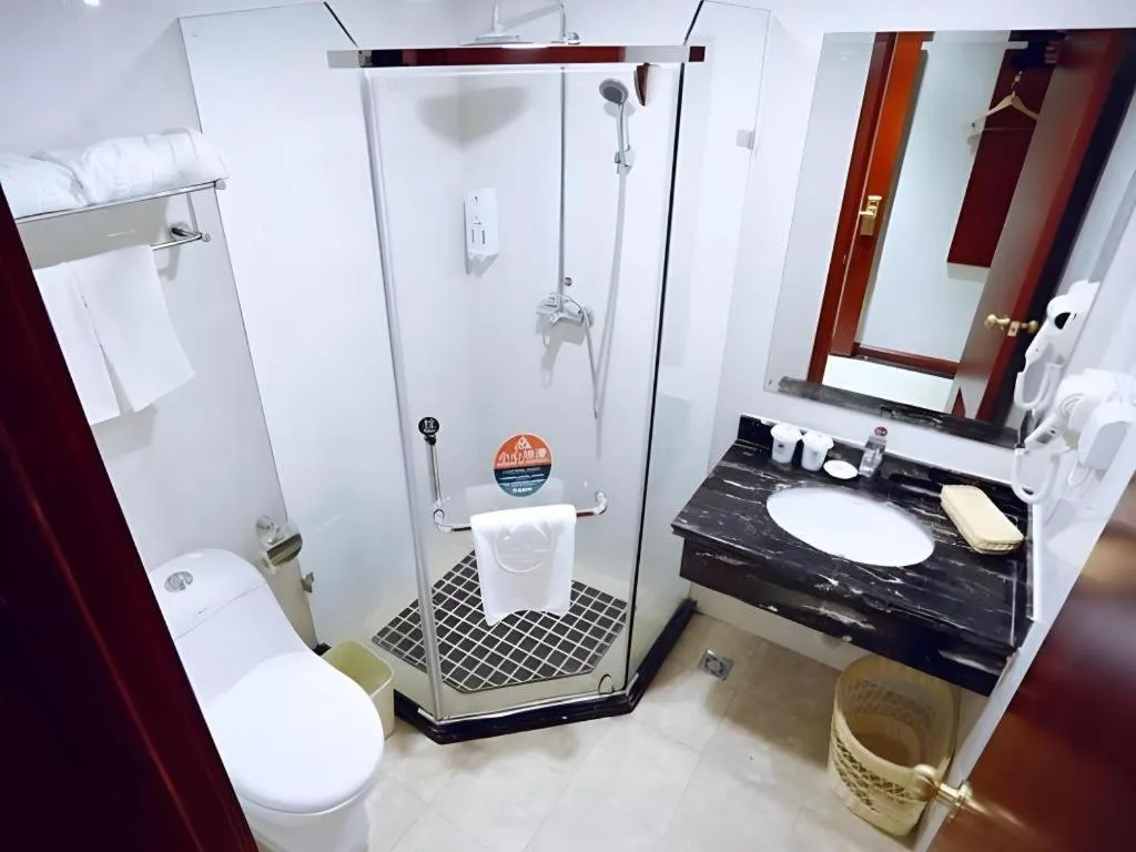 GreenTree Inn Heze Mudan Road Bus Terminal Station Express Hotel