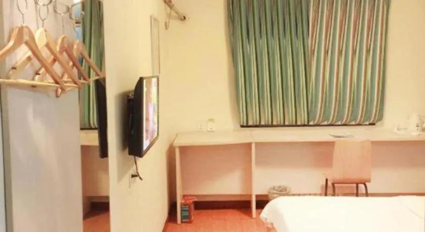 Bed in 7 Days Inn Luoyang Railway Station Wangcheng Avenue